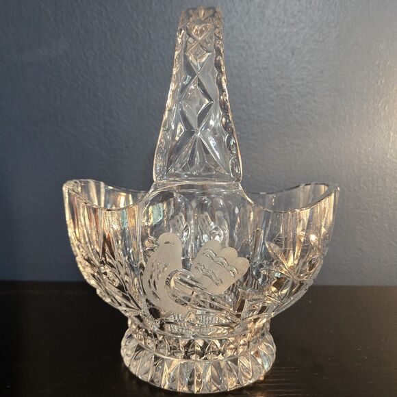 Action Industries Cut Glass Easter Basket Bird Frosted 8.5 x 6.5 x 5 Candy Dish - Picture 1 of 7